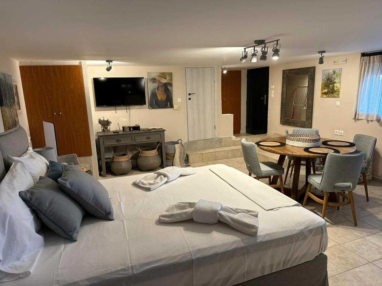 Karya Apartment *