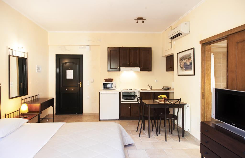 Karya Apartment *